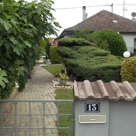 Eguisheim Village Prefere Des Francais Grand Studio Exterior photo