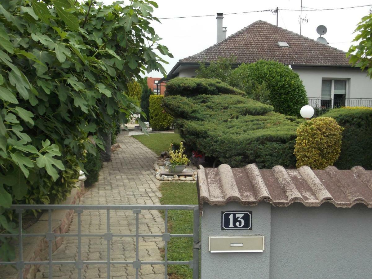 Eguisheim Village Prefere Des Francais Grand Studio Exterior photo